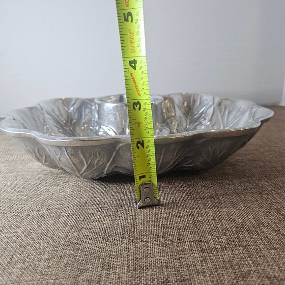 Wilton Armetale Radish and Cabbage Motif Vegetable Chip and Dip Serving Dish - Picture 10 of 12